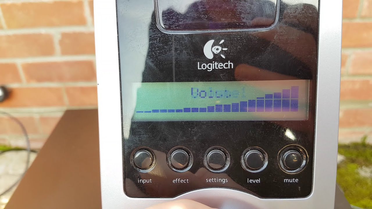 Logitech Z-5500 Outdoor Loudness Test (MAX VOLUME)