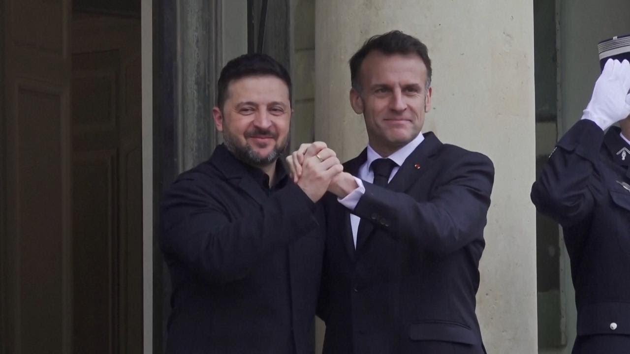 MACRON riceve ZELENSKY A PARIGI: l'incontro all'Eliseo