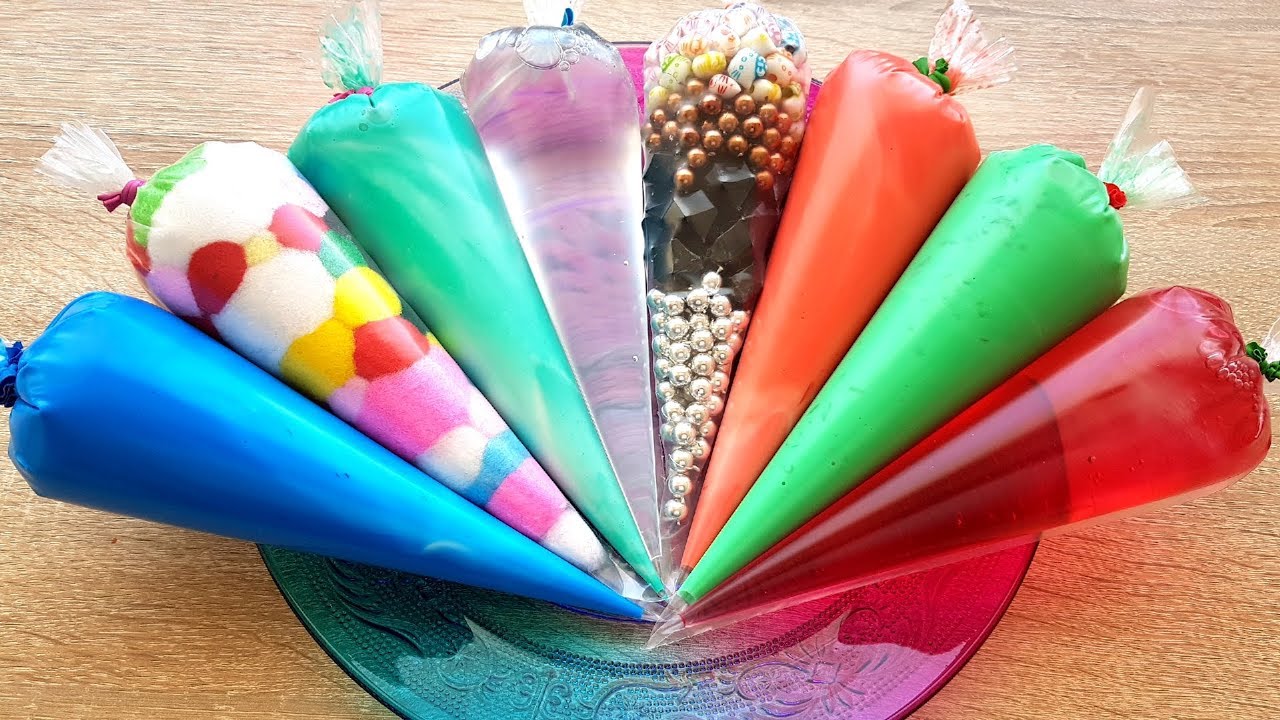 Making Crunchy Slime with Piping Bags #12