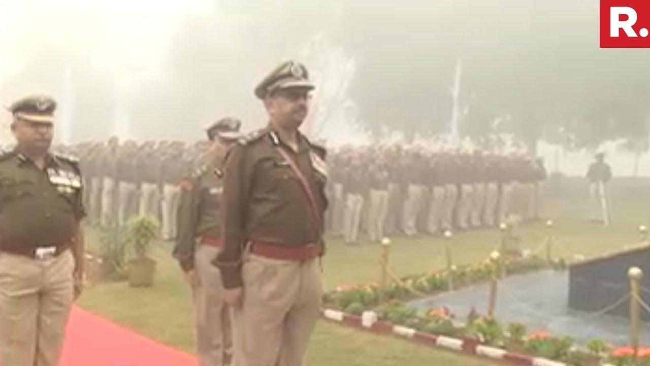 Gallantry Awards For 35 CRPF Jawans | Republic Day 2018