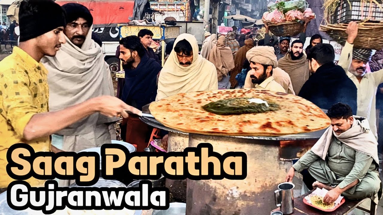 Saag Paratha in Gujranwala | Desi Nashta Saag Paratha | Street Food Pakistan | Sarson Ka Saag Recipe