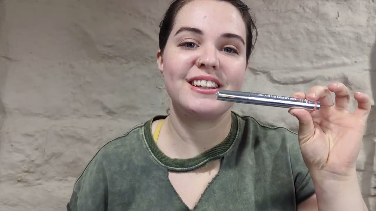 Viral Lip Liner Hack Review — Peel Off Stain Tested!