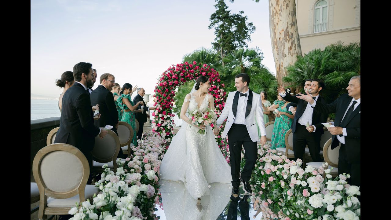 Gorgeous Wedding at Villa Astor - Sorrento with mirrored aisle