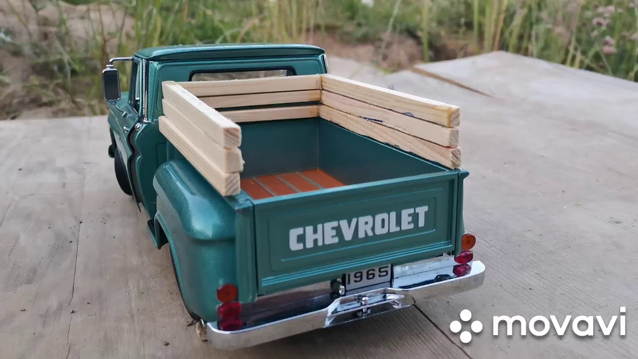1965 Chevrolet C-10 Pickup 1/18 Sunstar