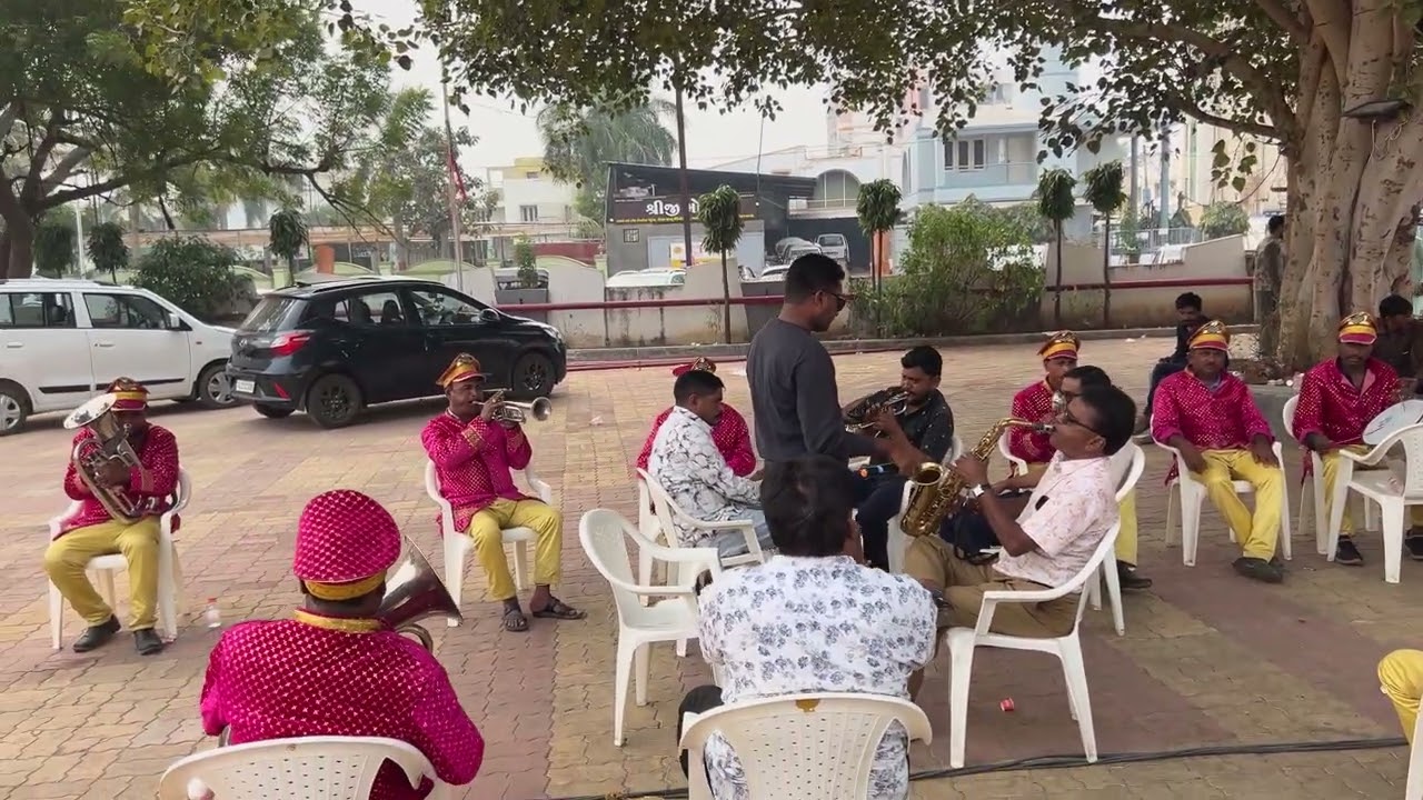 Kabootar Ja Ja Ja🕊️🕊️…song by New Samrat Band Anand Gujarat (please watch videos with Headphones🎧)