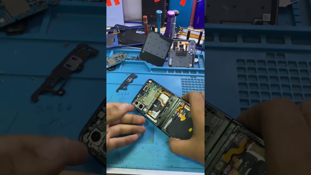 Samsung Galaxy Z Flip3 Battery change 🔋 ✅