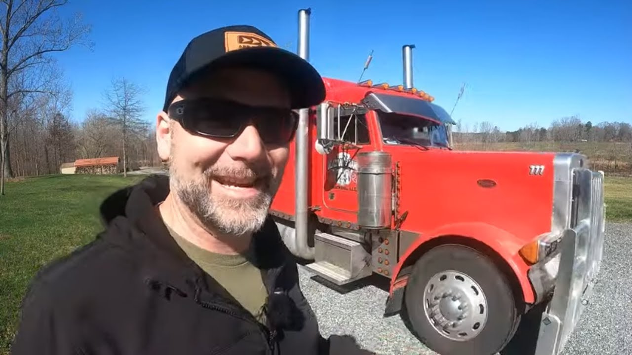 Mega Trucker BIG RIG! Special delivery to the farm! #farming #tools