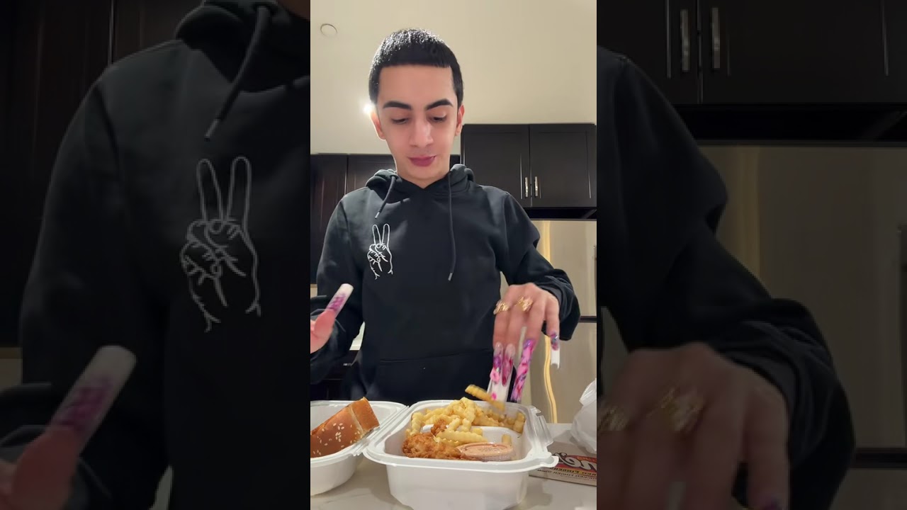 Попробуйте вырастить вместе со мной куриные наггетсы Cane’s 😋