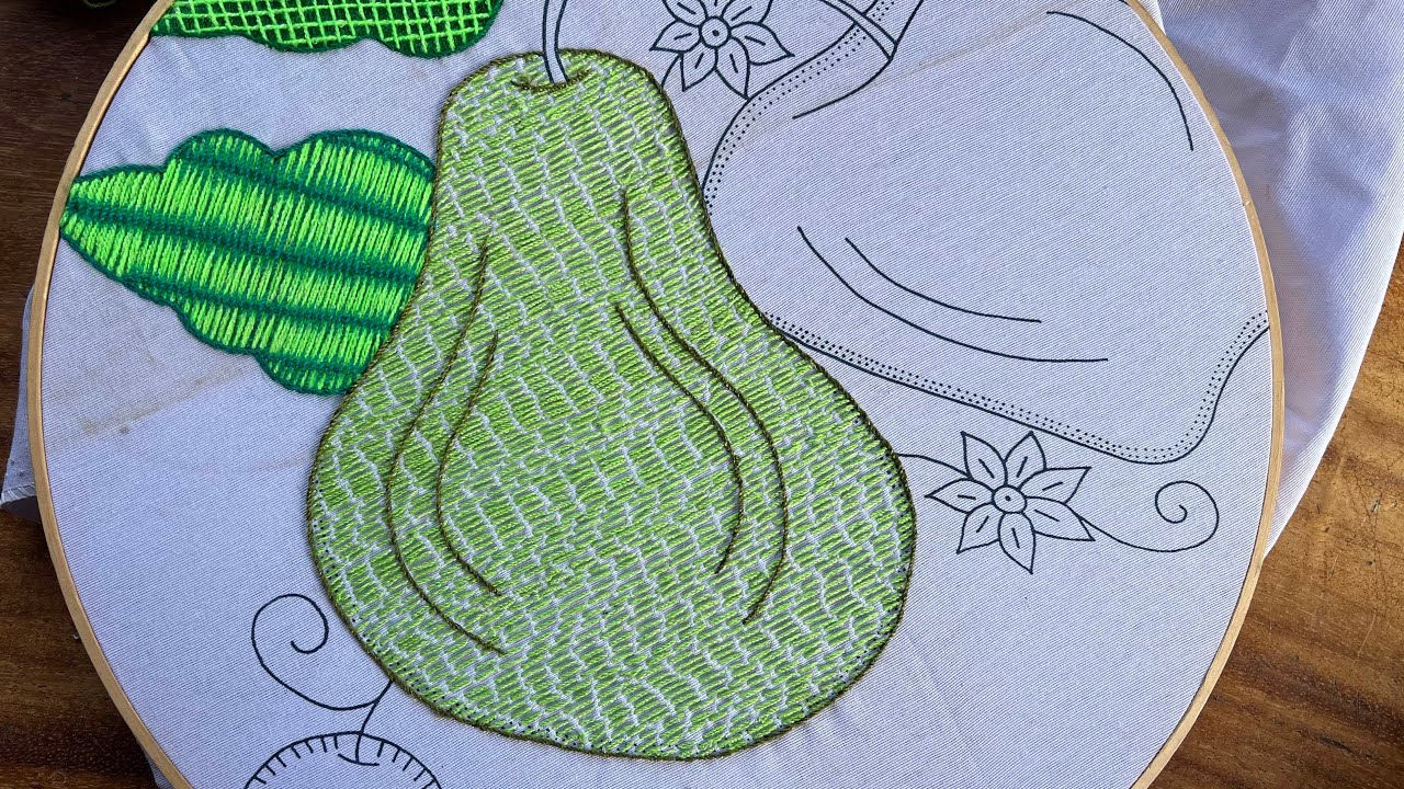 PUNTADA SENCILLA PARA DISEÑOS GRANDES /Como bordar una pera grande 🍐@Bordadosboni 