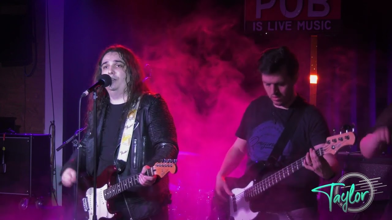 Taylor- Masti (live la The Pub, Bucuresti, 2022)