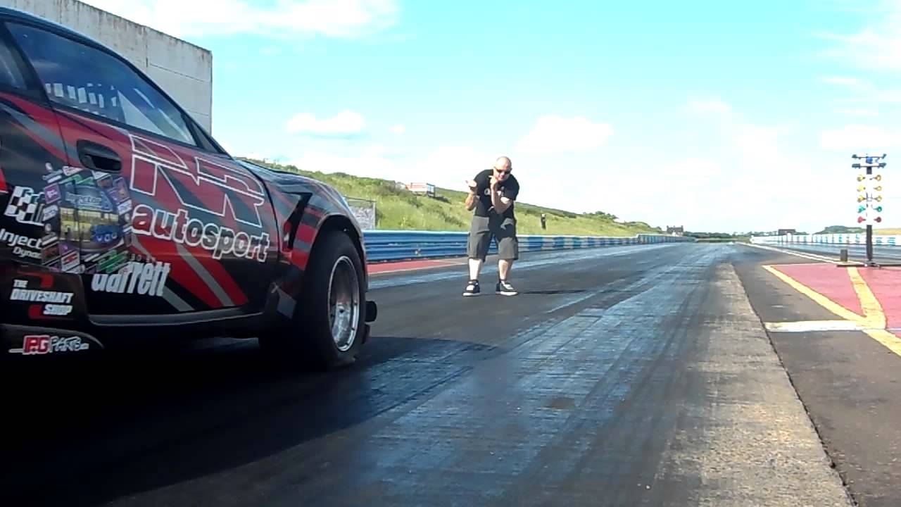 Richard Batty's New FWD European Record pass of 8.85 at 174mph