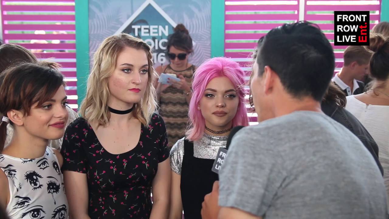 Hey Violet talk ONE OK ROCK & ‘Brand New Moves’ w/ @RobertHerrera3