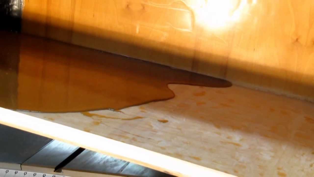How to get a smooth layer of resin inside a sub box