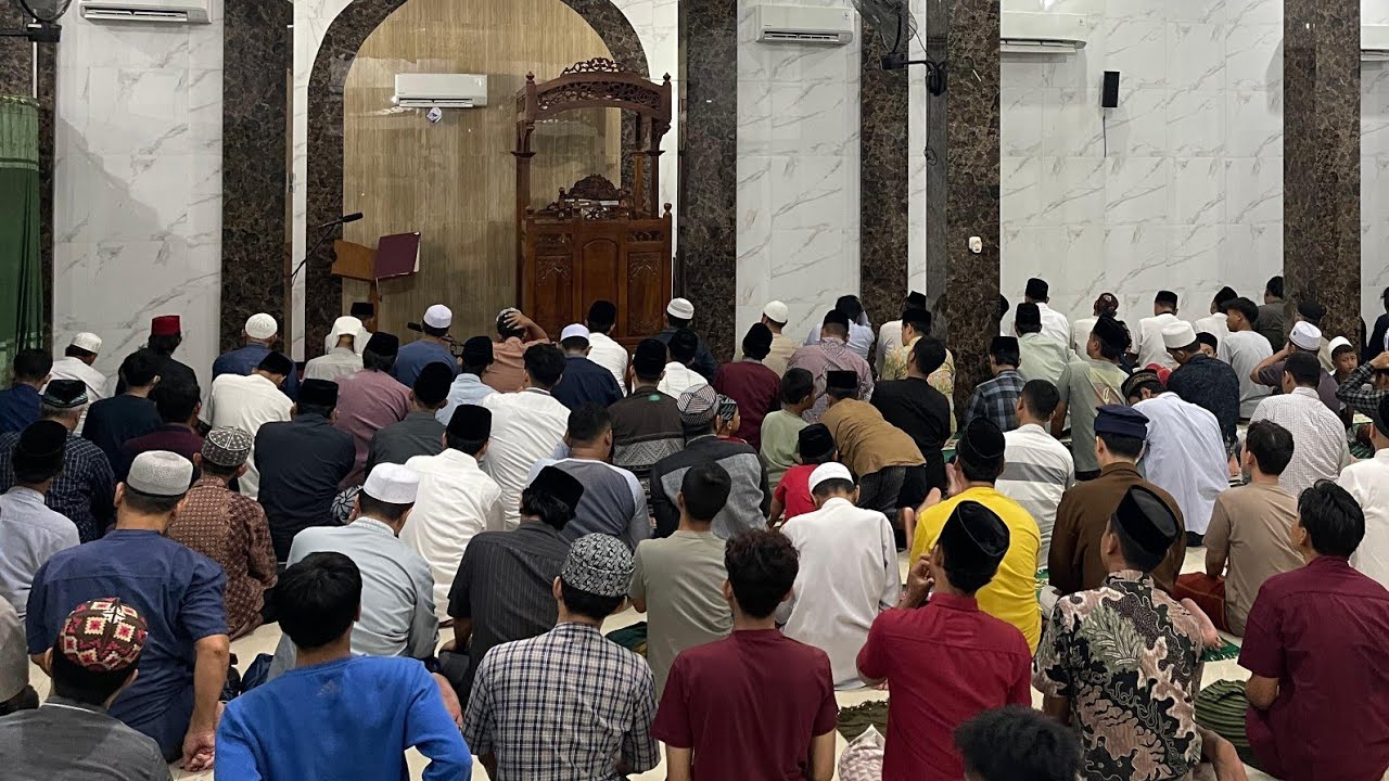 Sholat Isya' & Sholat Tarawih Malam Pertama • Ustad Abd. Hafidz Romadhoni (18/2/2026)