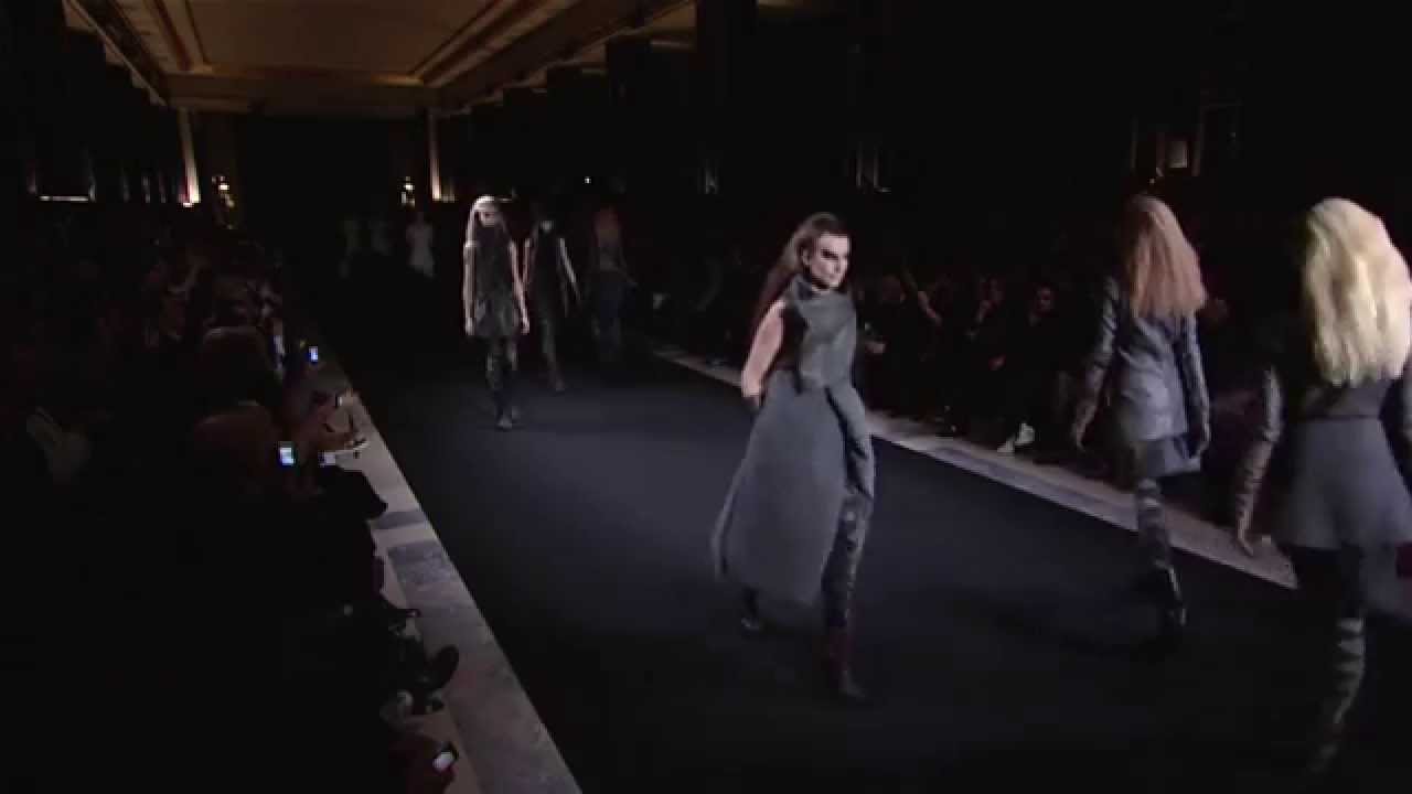 RICK OWENS ' GLEAM ' FALL / WINTER 2010 - 2011 WOMENS
