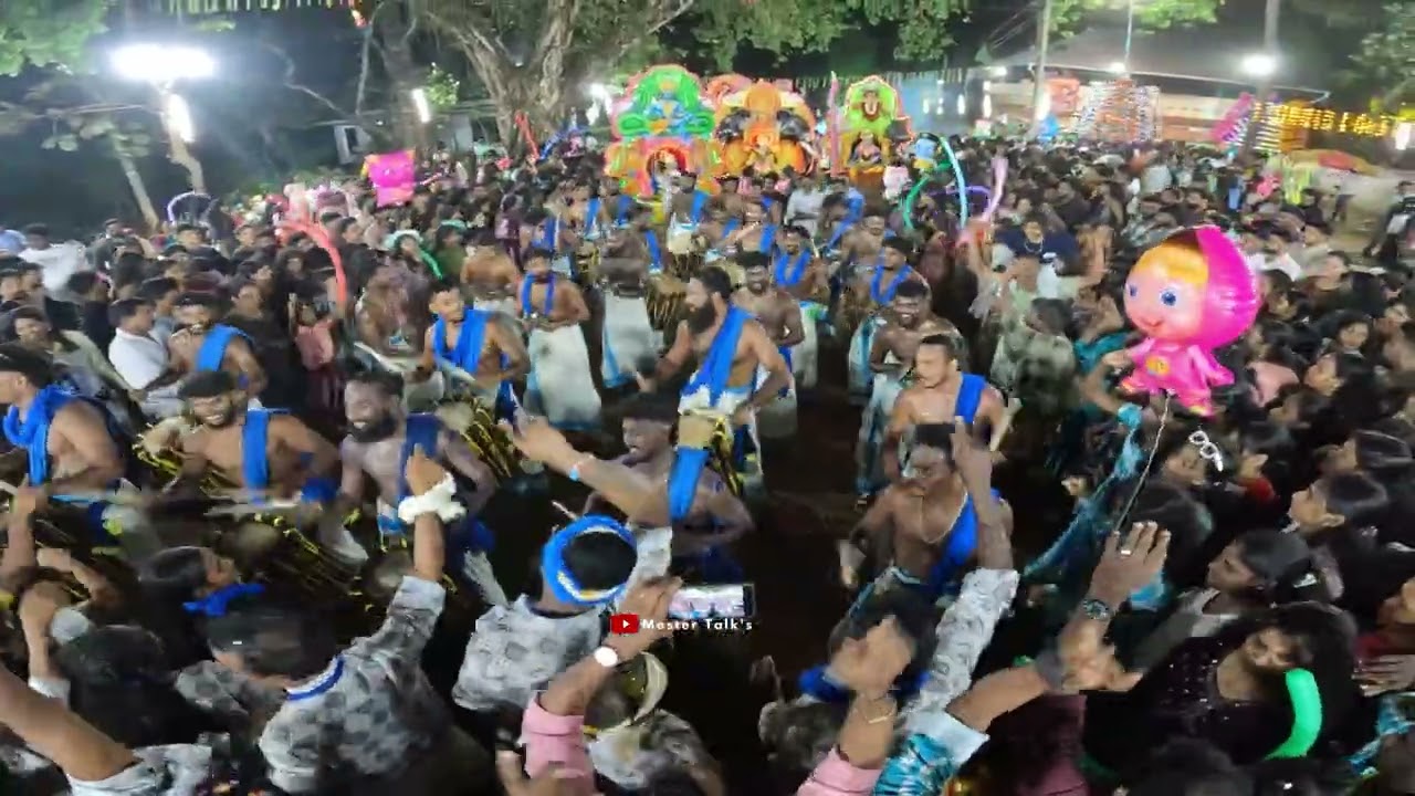 Ponnans Blue magic Sinkarimelam at Sri Vazhiyil ekhavankavu temple vela 2025 , Tholur -Parappur