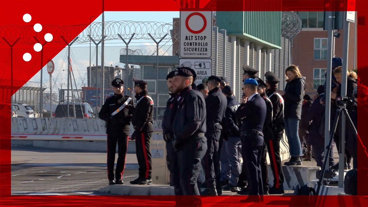 Venezia, attesa la partenza di Filippo Turetta dall'area doganale dell'aeroporto Marco Polo