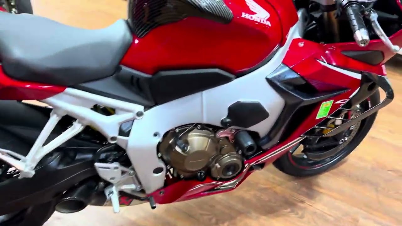 CBR650R up bodyCBR1000RR đẹp liền lạc - chỉ 17x triệu - liên hệ 08995.15693