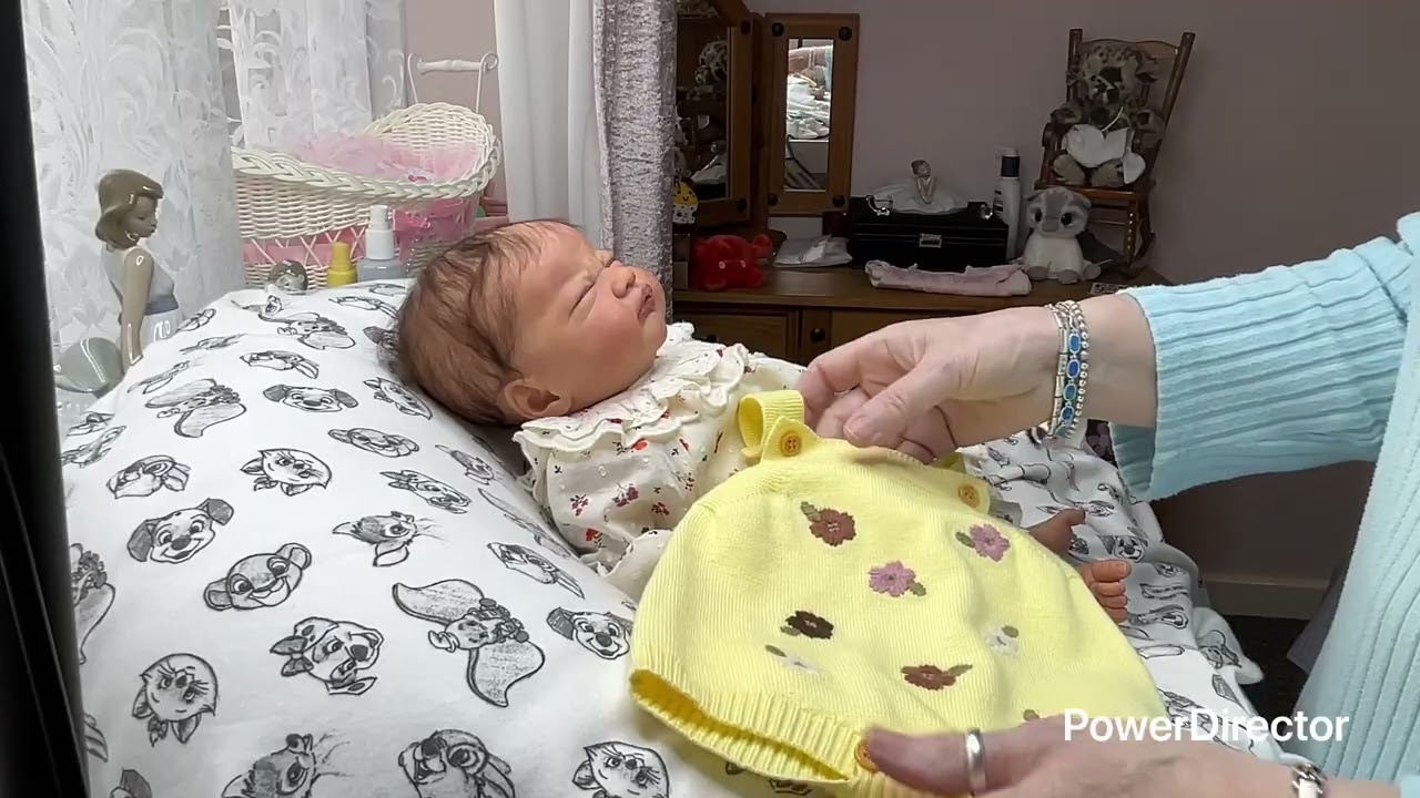 Счастливого понедельника с Брайар и Эвелин в рамках #whateveriwantmonday, ведущая @TheBabyPatch #...