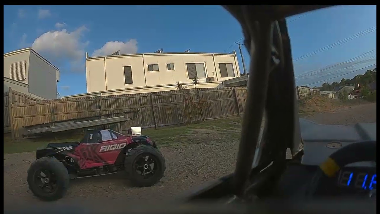 Traxxas udr jump fpv 001