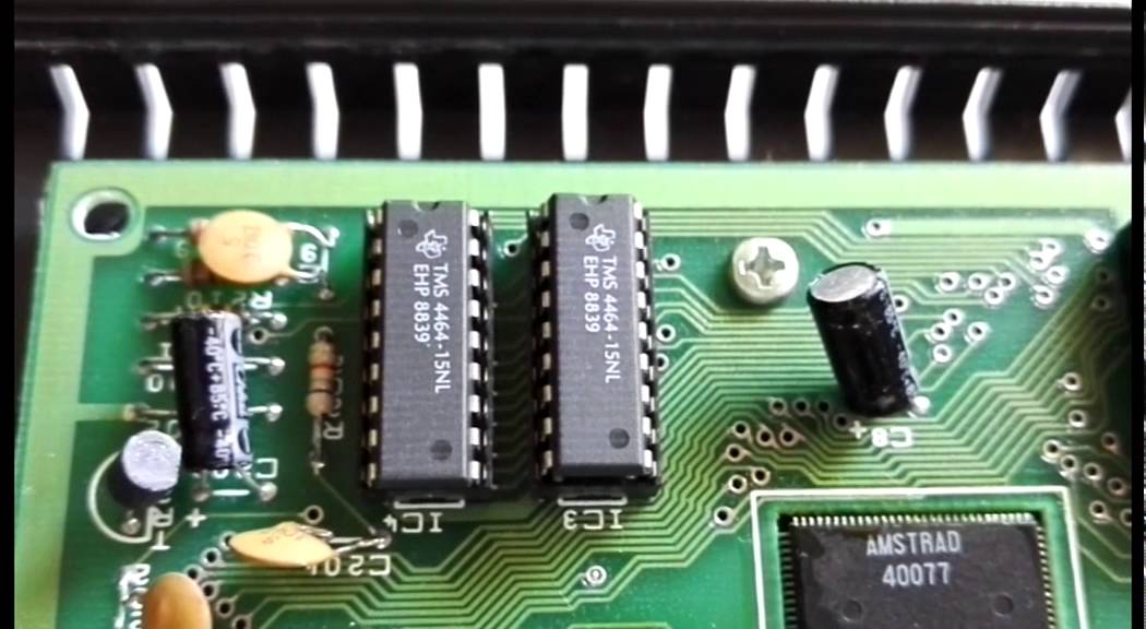 Como cambiar la memoria a un Spectrum 128 +2a