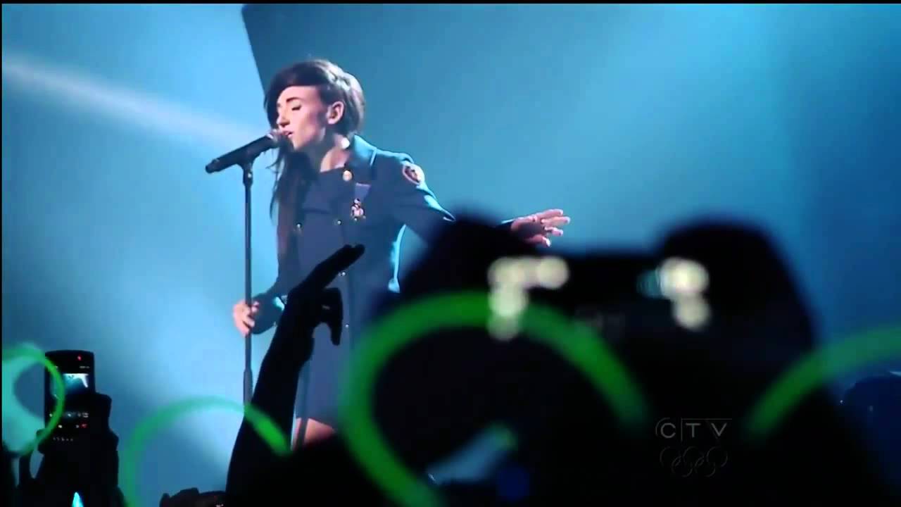 LIGHTS and Deadmau5 - Raise Your Weapon HD