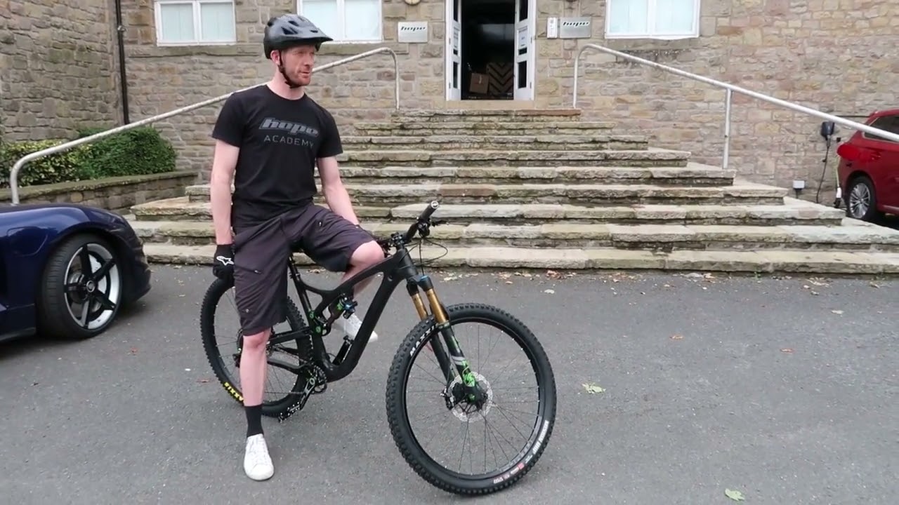 Hope Academy: How to Back Hop with Ed Clancy