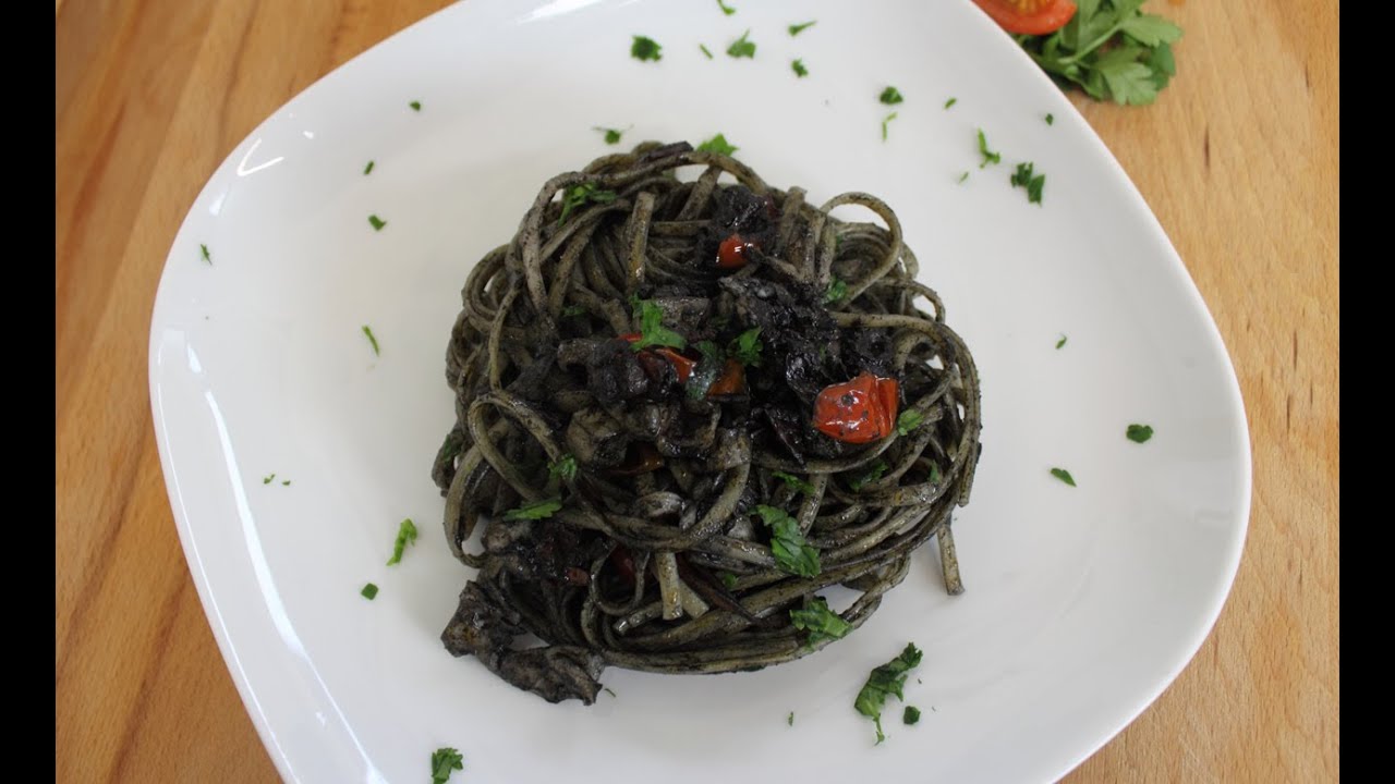 LINGUINE AL NERO DI SEPPIA - Buono Facile Veloce