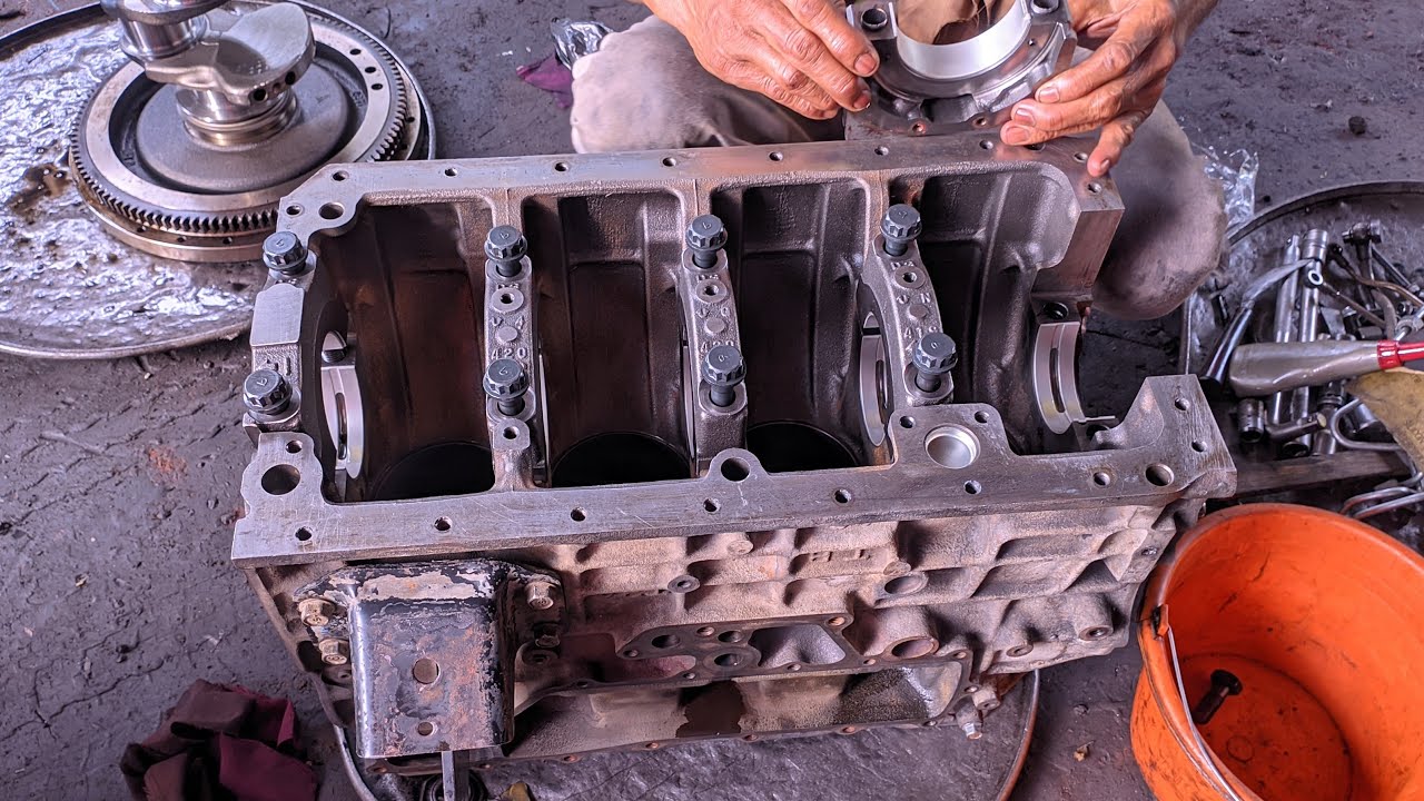 MADE ME sedang live sekarang! proses rakit mesin canter 125