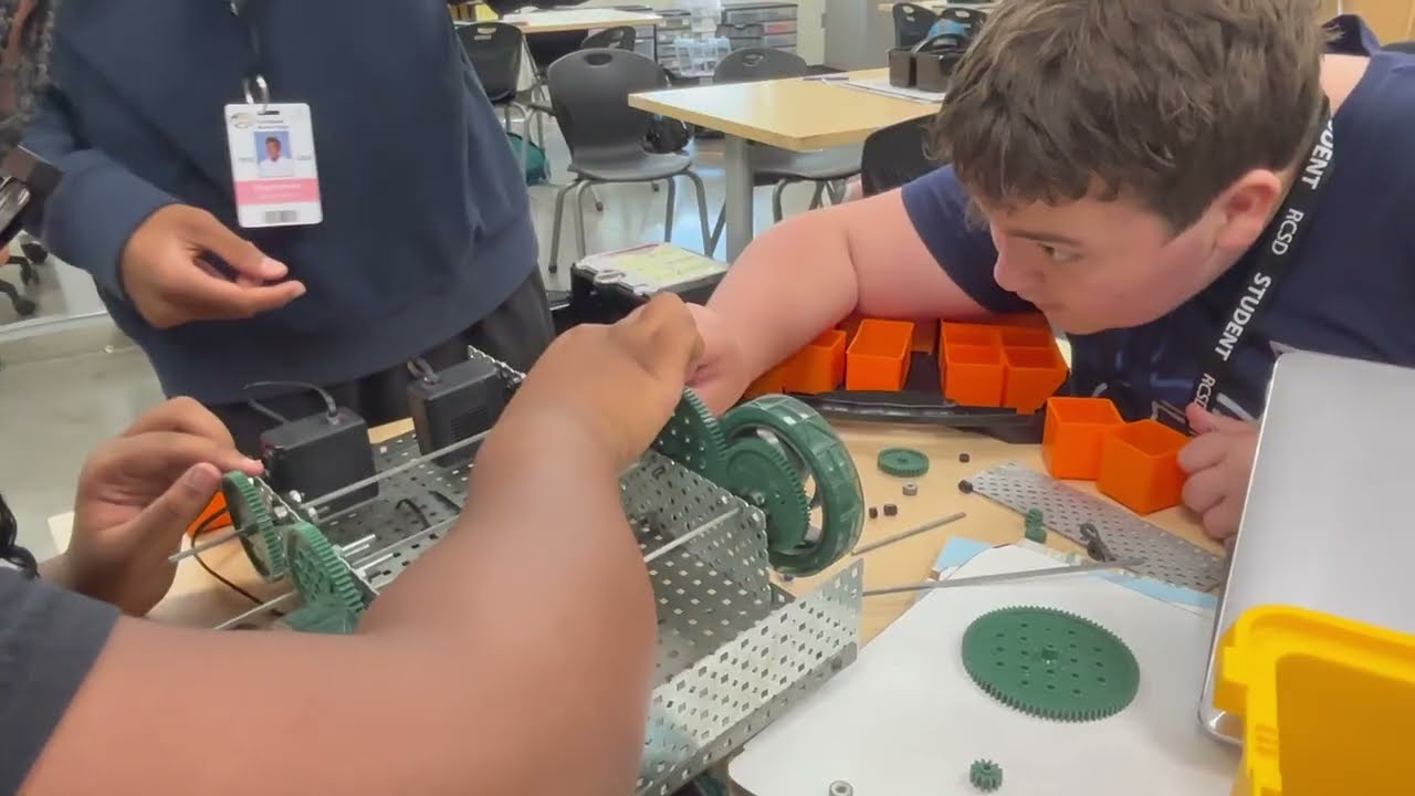 Battle of the Bots: NWR Engineering Students Go Head-to-Head