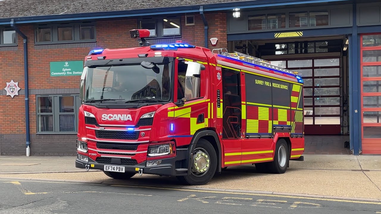 S31P1 - New Surrey Fire & Rescue Egham Rosenbauer AT Pump Turnout to Emergency