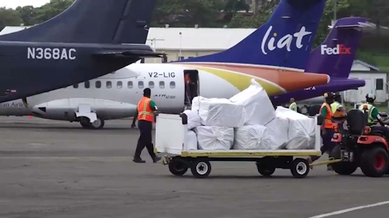 Customs Officers at Hewanorra International Airport Call in Sick over staff related issues.