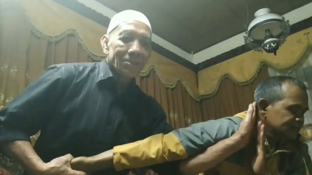 #vlogsilek Inyiak Firman Angku Majo Nan Sati, pendiri perguruan SILEK TUO ALANG PONGGONGAN , BKT