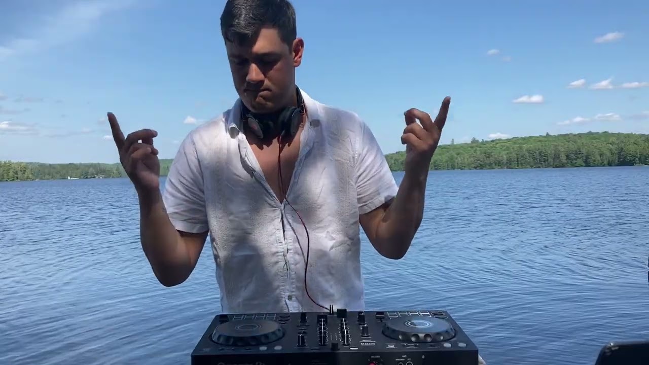 House Mix on the Lake