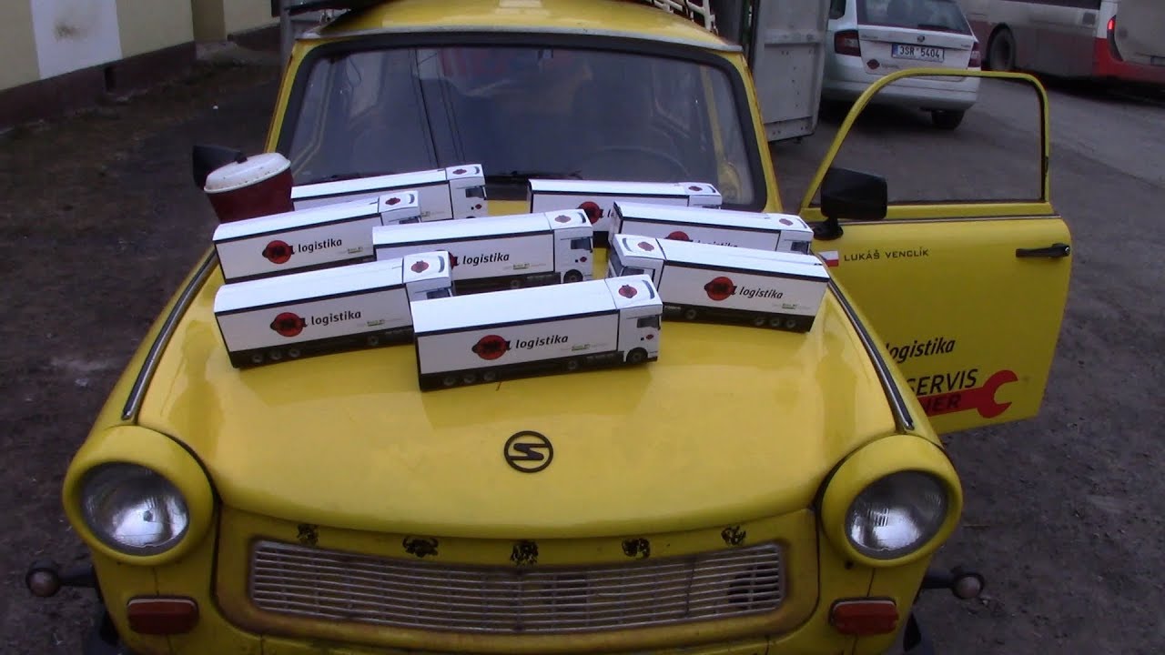 Nakládka Žlutého cirkusu - Transtrabant  na cestu do Indie. Nová Ves pod Pleší 23.2.2018
