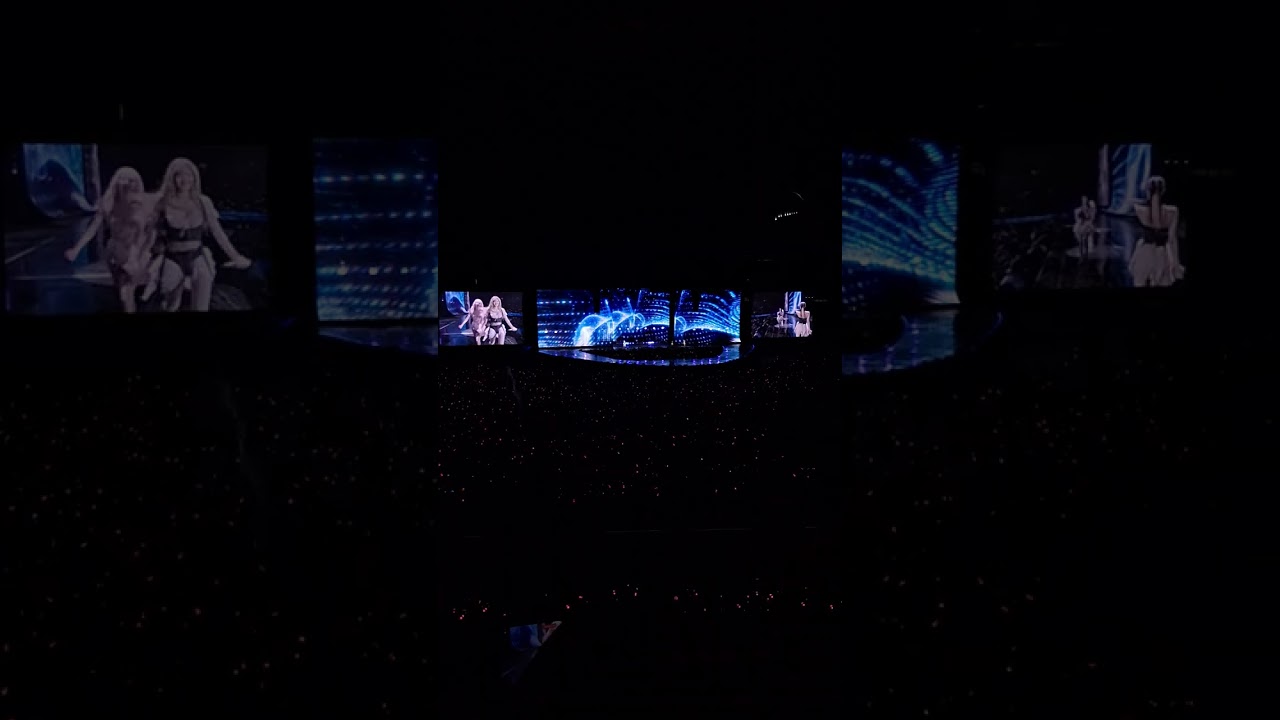 BLACKPINK - DON'T KNOW WHAT TO DO (JAKARTA)