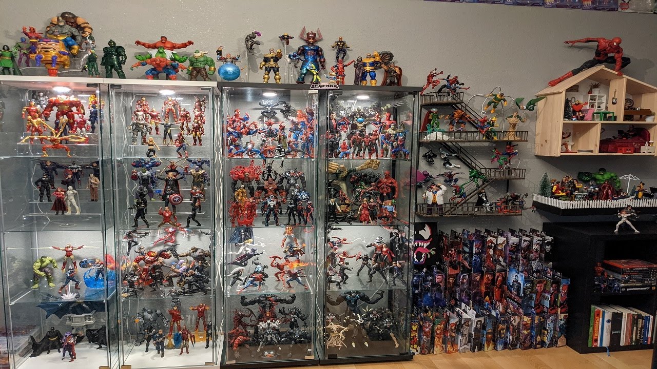 Marvel Legends Action Figure Collection Room (Mafex, SH Figuarts, Marvel Select, DC Multiverse) 2021