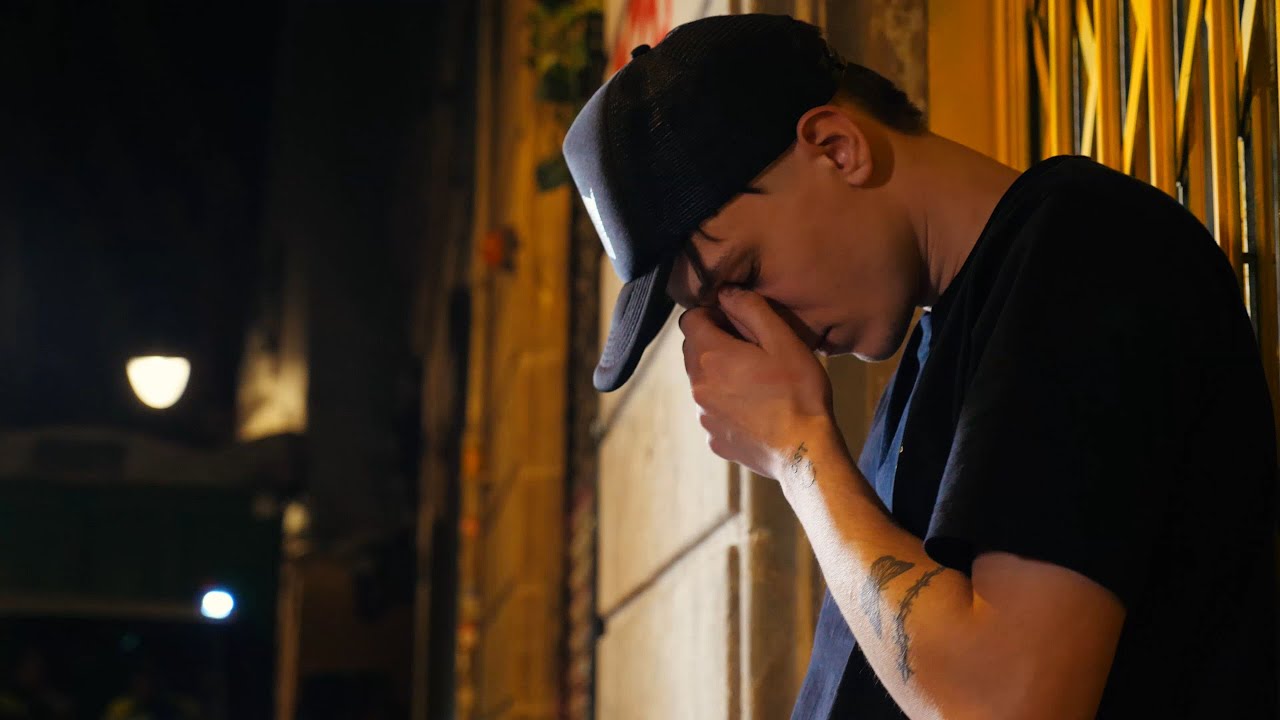 E V – Znów siedzisz sama (prod. CrackHouse)