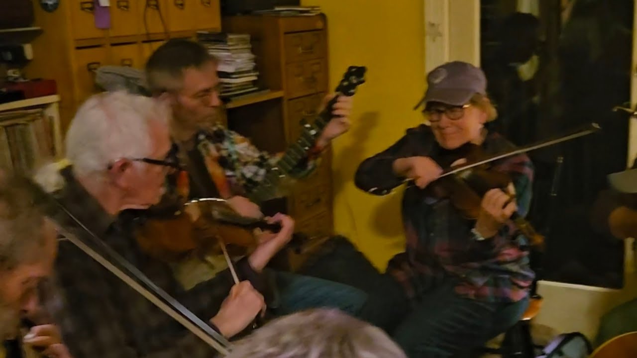Nancy Banjo & Friends at Dead O' Winter