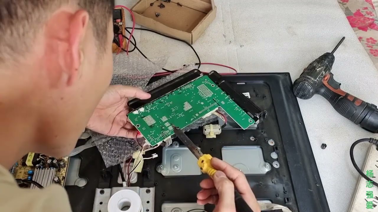 液晶电视在看的过程中，自动关机，主板有问题，维修好，解决方法