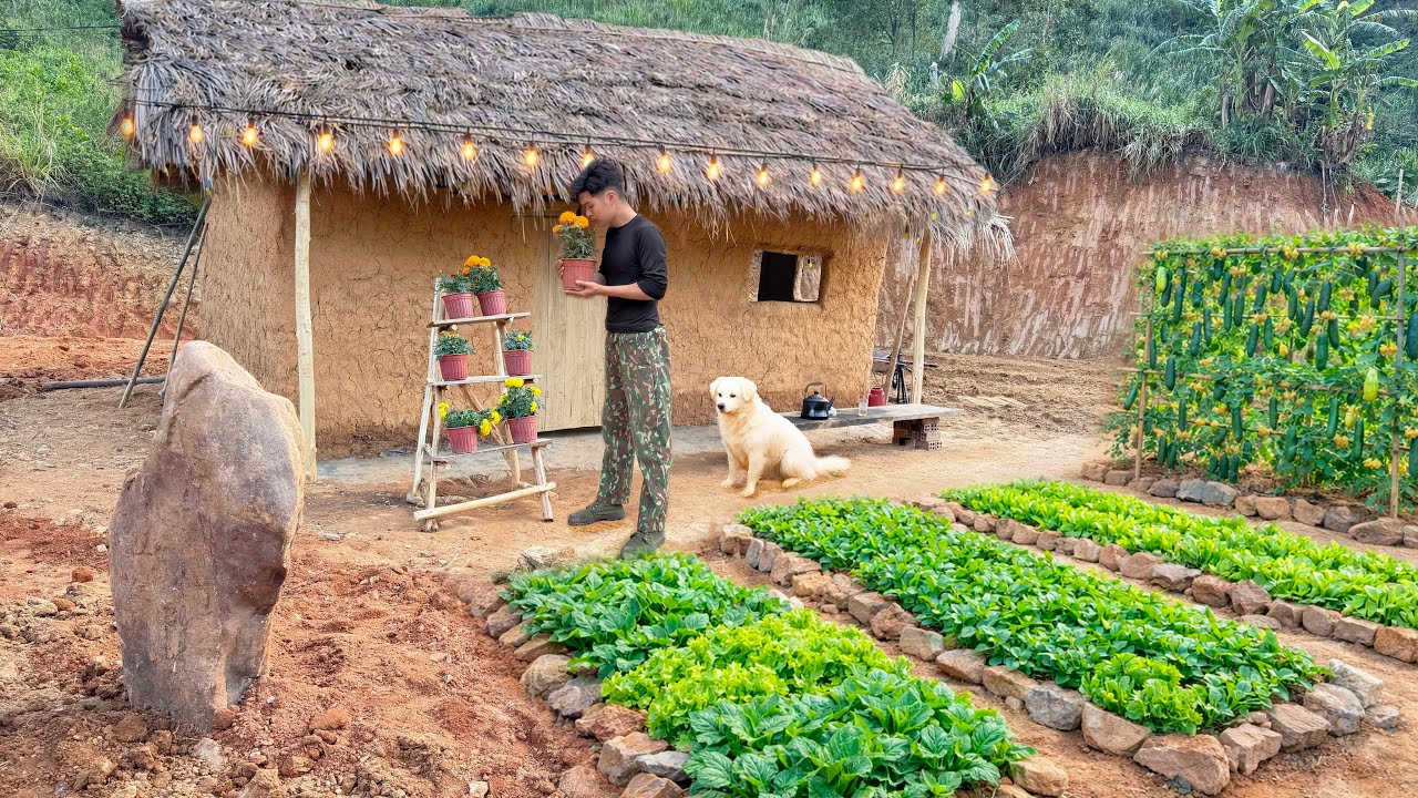 CEO Builds Bamboo Furniture by Hand — A Simple, Peaceful Life Off the Grid