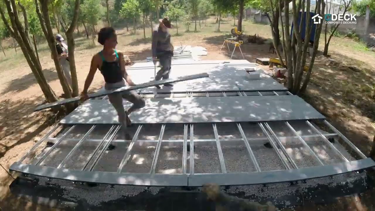 CDECK® | Installation de terrasse composite sur sol en terre
