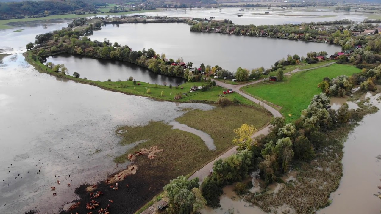 Ipoly áradása madártávlatból, 2020 október  Ludányhalászi