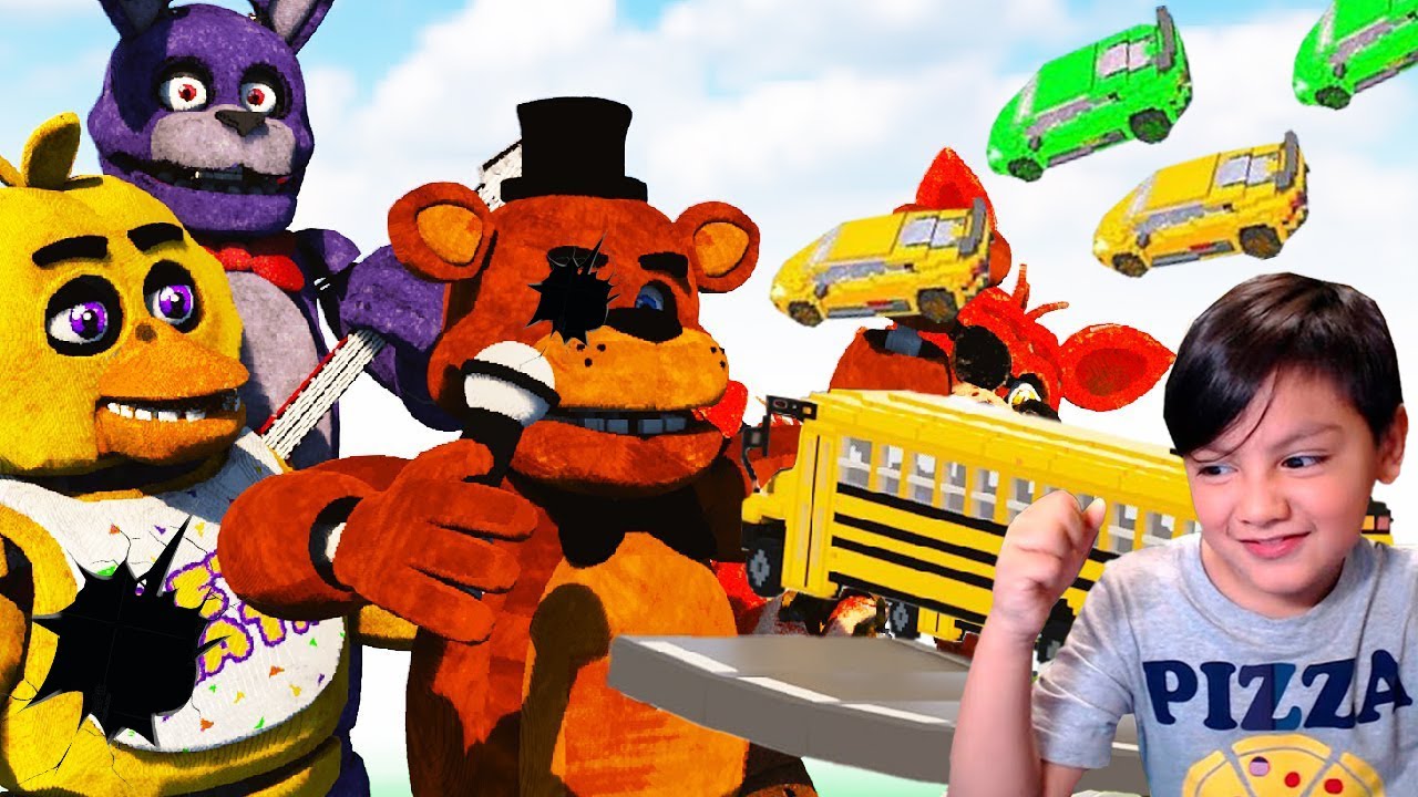 SUPER COCHES vs FNAF 💥🧸🤯 | Destruimos a Five Nights at Freddys