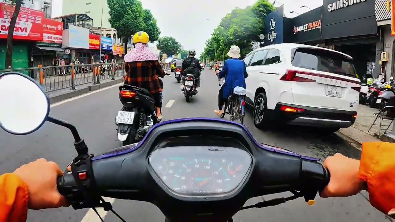 Ngày đầu đi làm trở lại LẤY NGÓT! || Vlog Đi Đây Đó