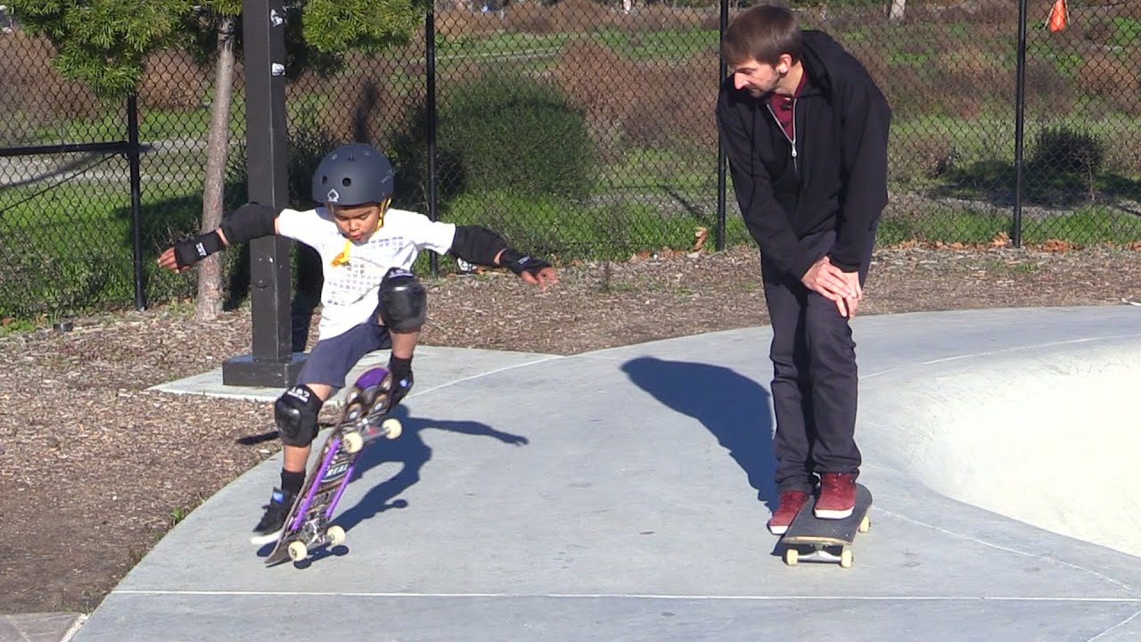 TEACHING A 6 YEAR OLD HOW TO 180 ON A SKATEBOARD