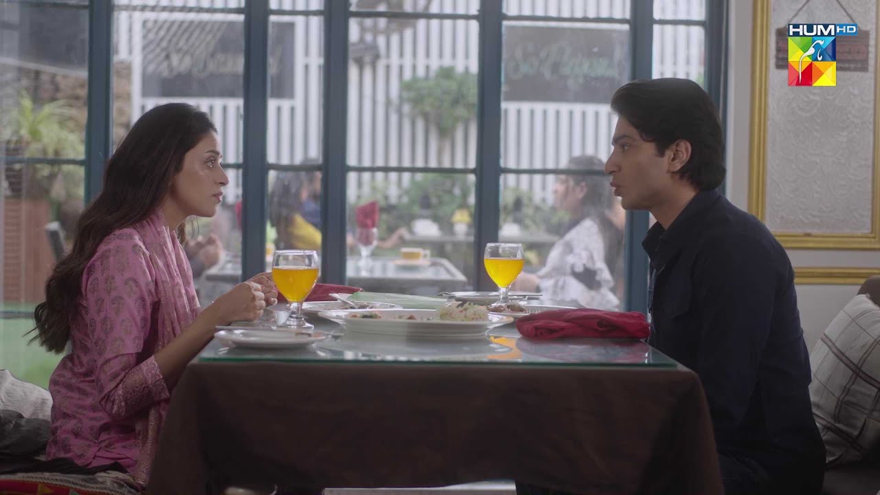 Yeh Romantic Hone Ki Jagah Nahi Hai..! #neelikothi #anmolbaloch - HUM TV