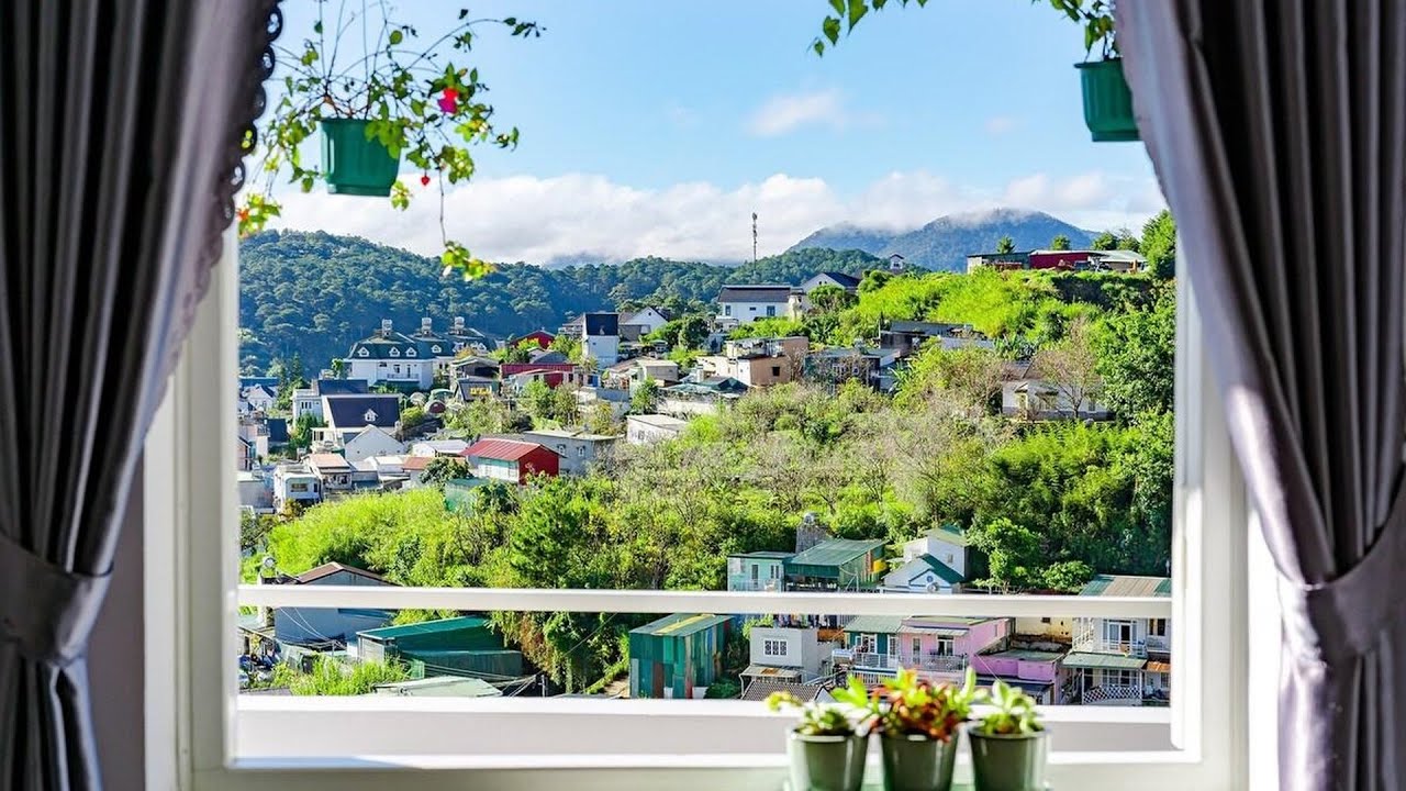 Casa Villa - Da Lat Valley View | Dalat, Vietnam | Hotel Review 🛏️