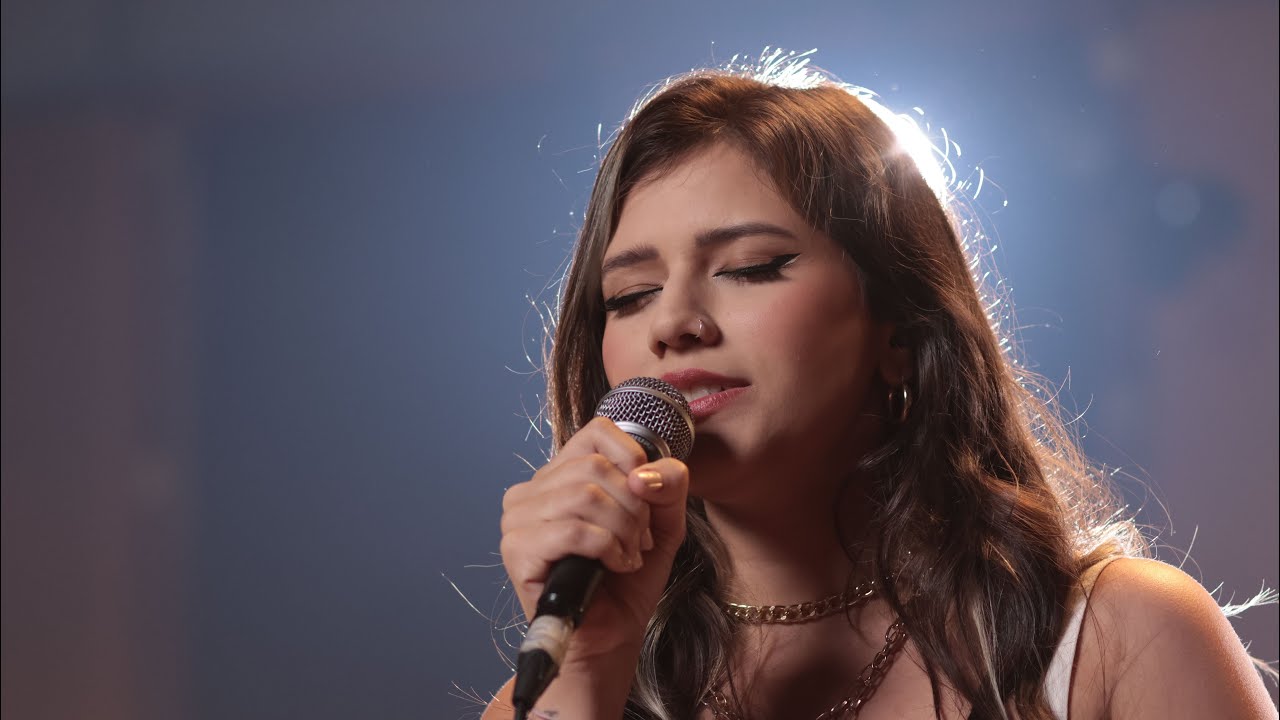 Bia Marques - Solitude (Ao Vivo)