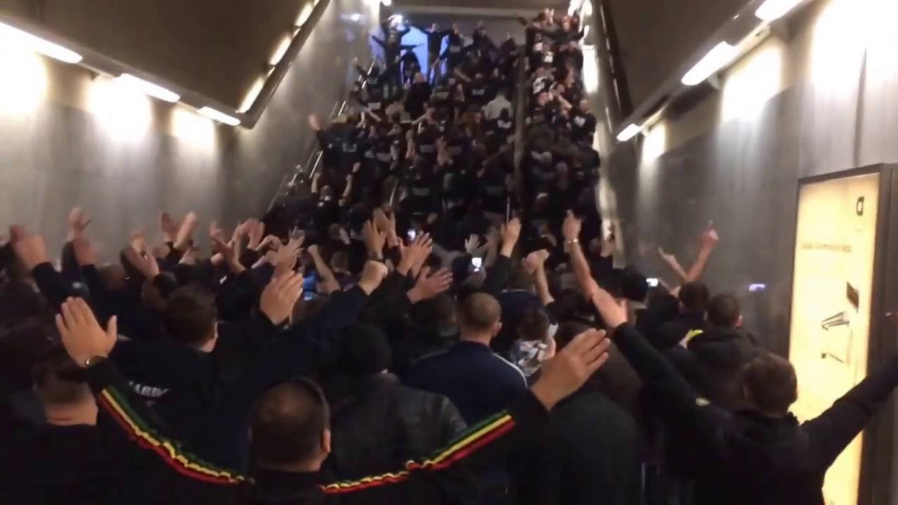 Fanaticosi u metrou